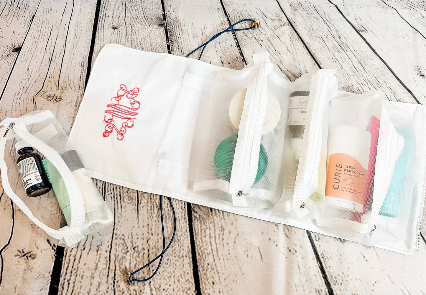 Levi and Lane Blanks - Blank Seersucker Toiletry Roll